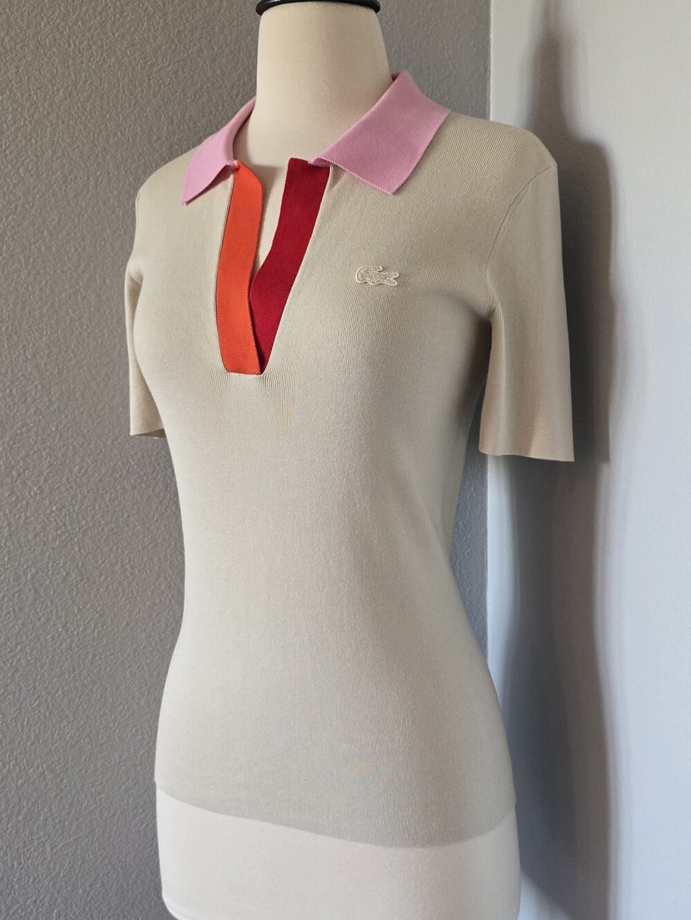 NWOT Lacoste Cream Polo Pink Red Orange Colorblock Collared Top 34 Extra Small - Picture 3 of 8